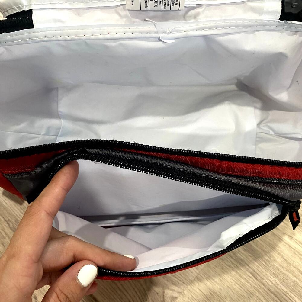 California Innovations Red Insulated Lunch Bag Soft Cooler - Adjustable Strap - Picture 7 of 12